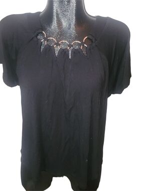 Cable & Gauge Black Ring Detailed Neckline Short Sleeve Top Size L